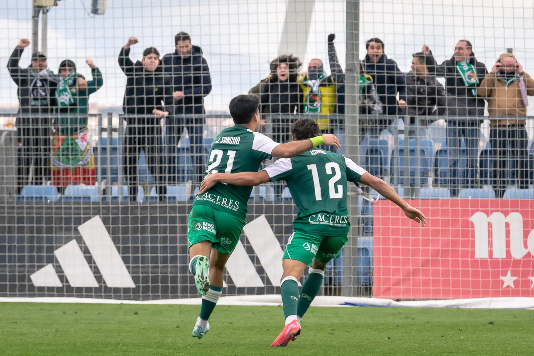 Emoción tras una jugada de fútbol